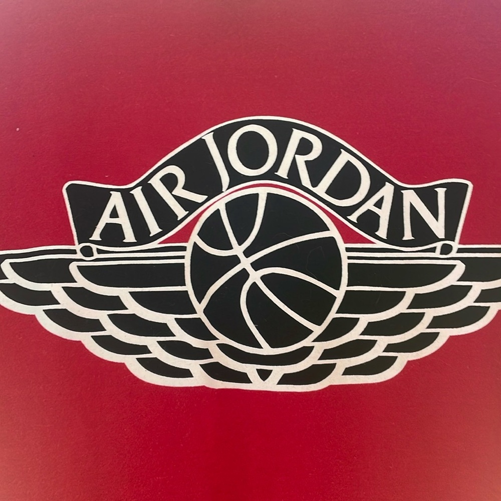 Red Jordan top